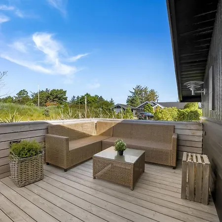 Semesterbostad Verner - 990m From The Sea By Interhome *